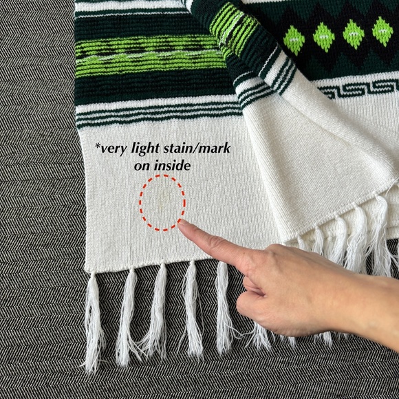 Poncho Turtleneck Sweater Cape Greek Key & Diamond Pattern - Picture 15 of 17